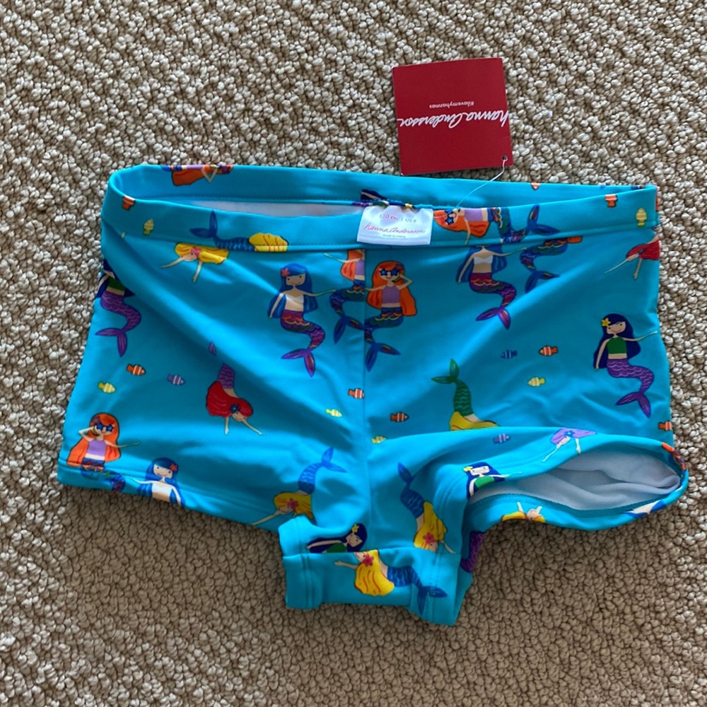 Hannah Anderson girls swim shorts, NWT size 130 cm/8